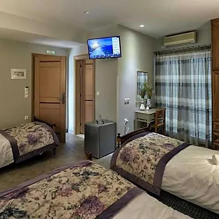Tassos Aparthotel Corinth