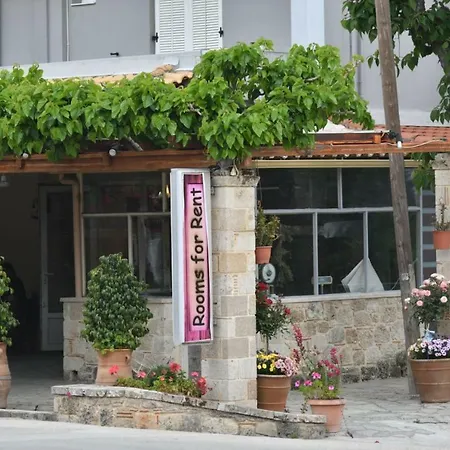 Aparthotel Tassos 3*